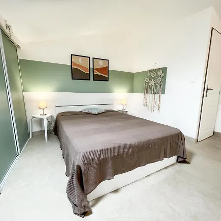 Prázdninový dům Maison Moderne Coeur Du Village
