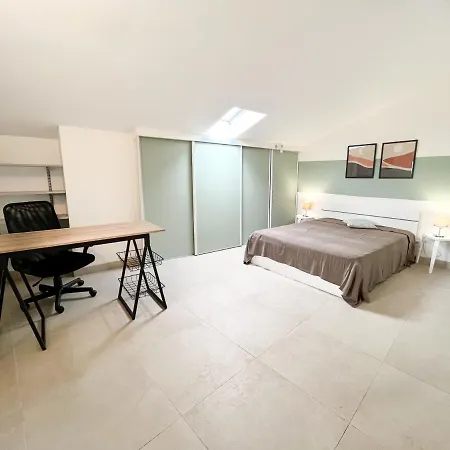 Maison Moderne Coeur Du Village Feriehus